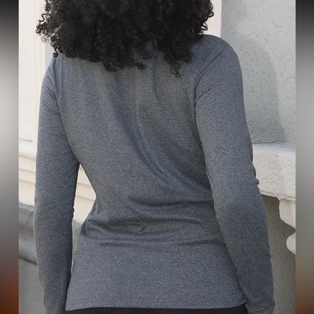 Heathered Long Sleeve Tee — Charcoal Gray